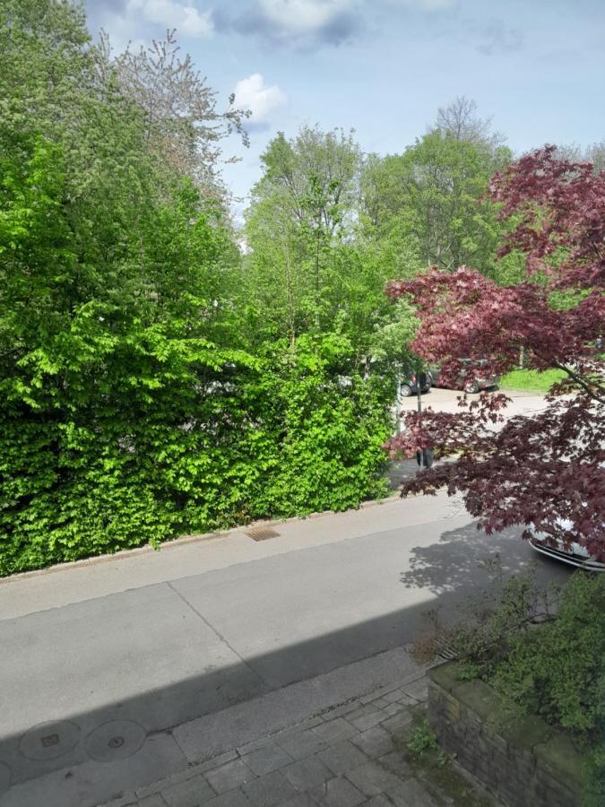Zuhause Im Gruenen Apartment Essen Bagian luar foto
